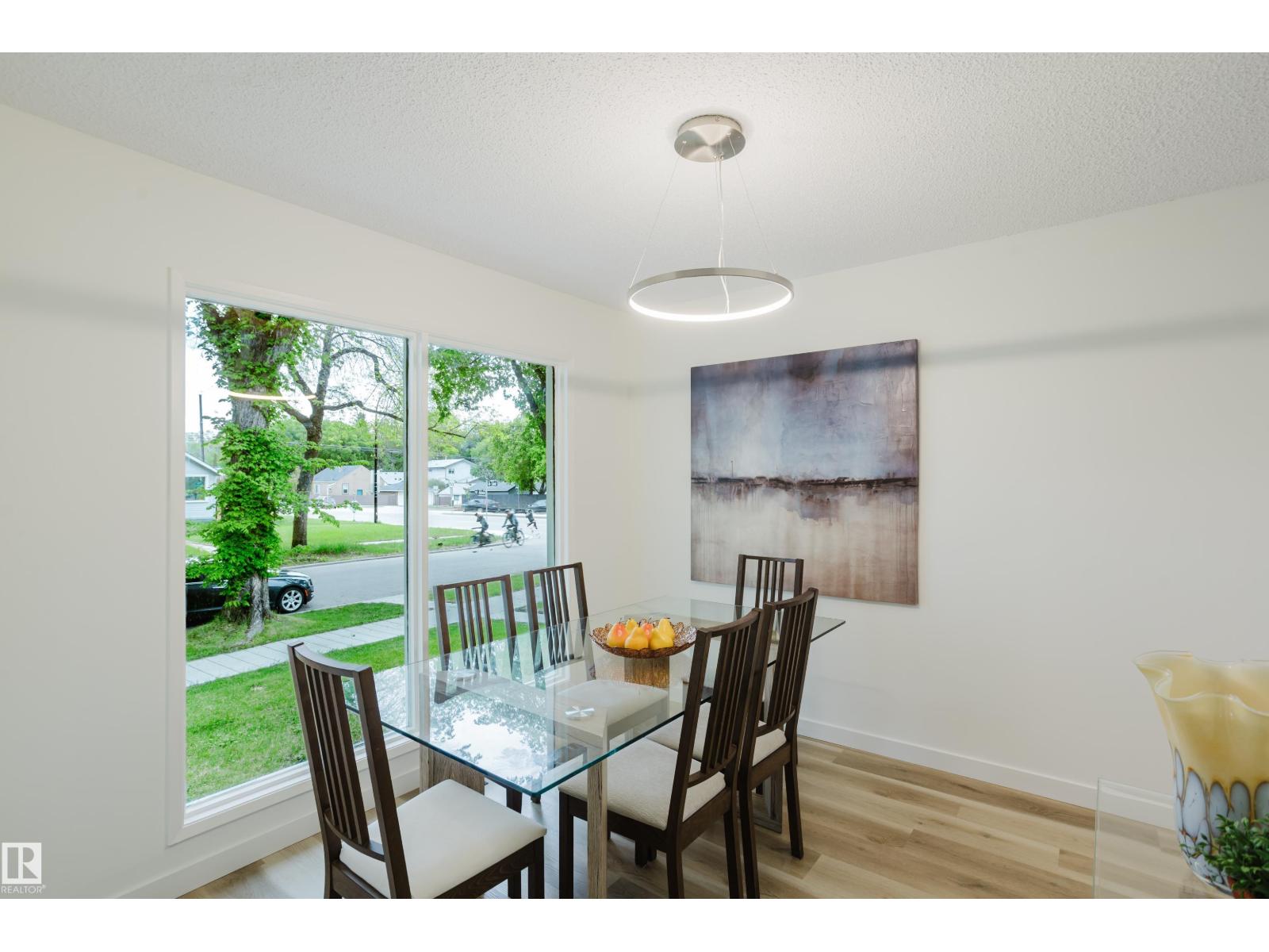 11208 69 ST NW - 11