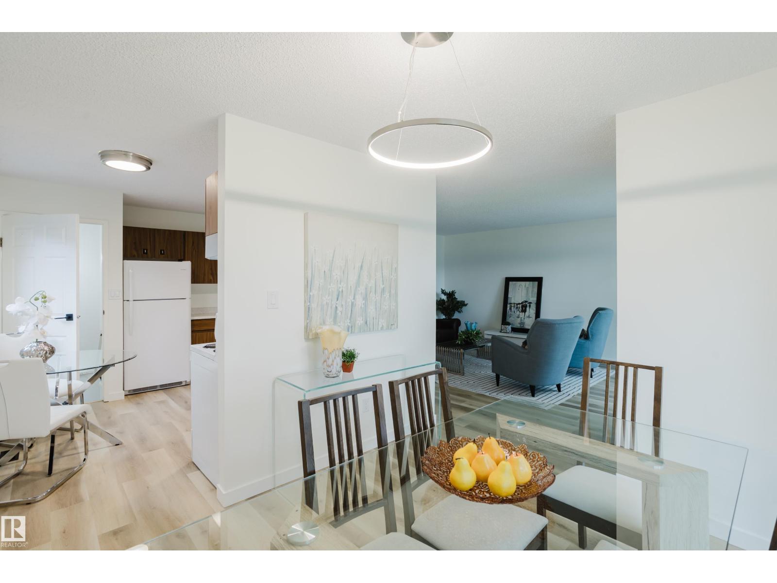 11208 69 ST NW - 14