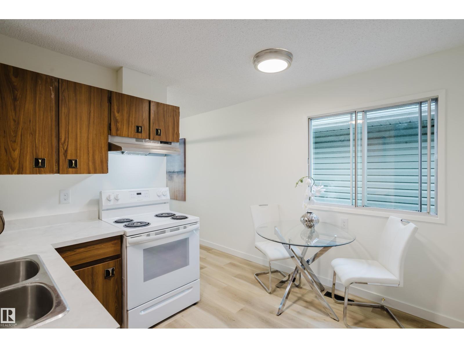 11208 69 ST NW - 15