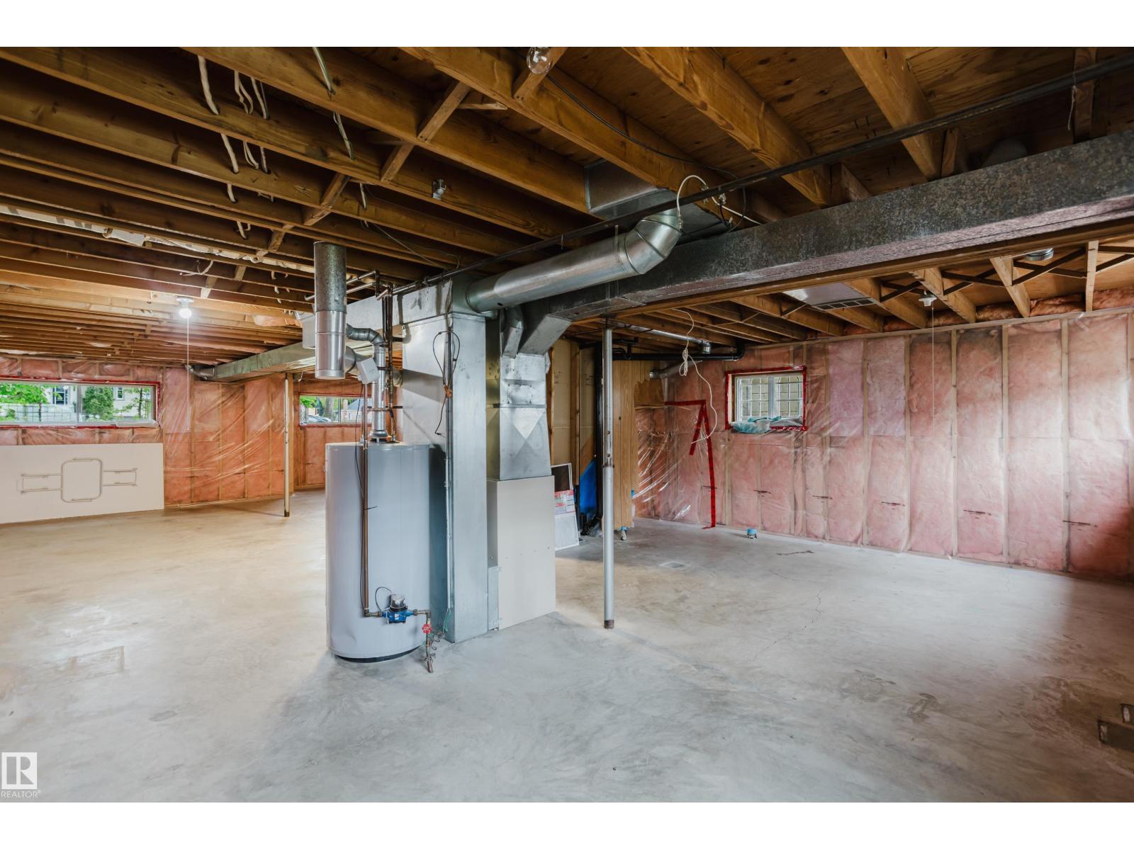 11208 69 ST NW - 36