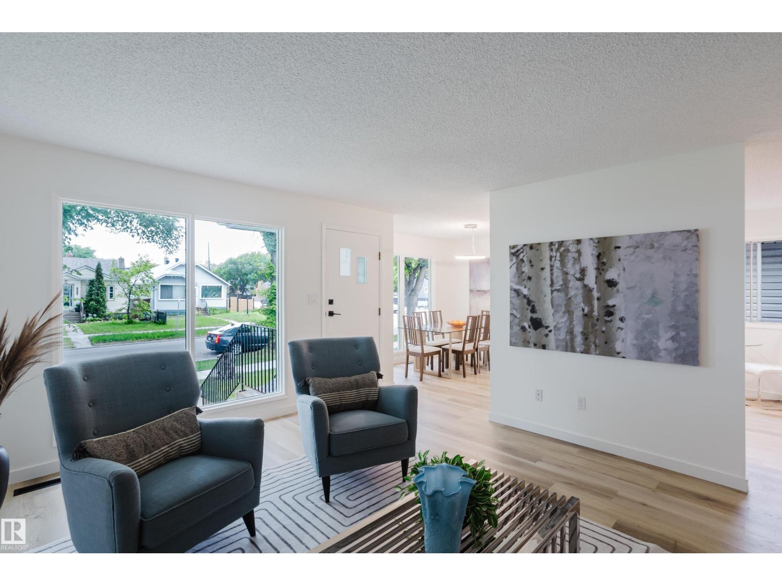 11208 69 ST NW - 9