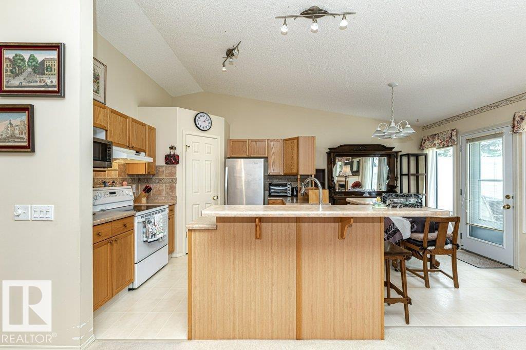 #40 8 DECHENE RD NW — photo 15