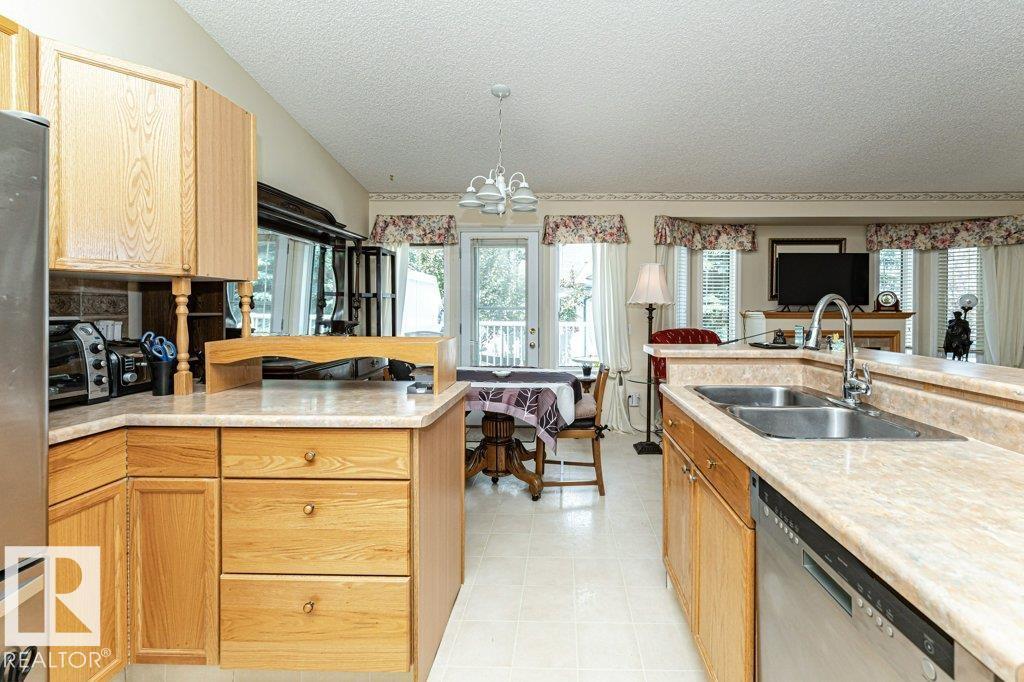 #40 8 DECHENE RD NW — photo 19