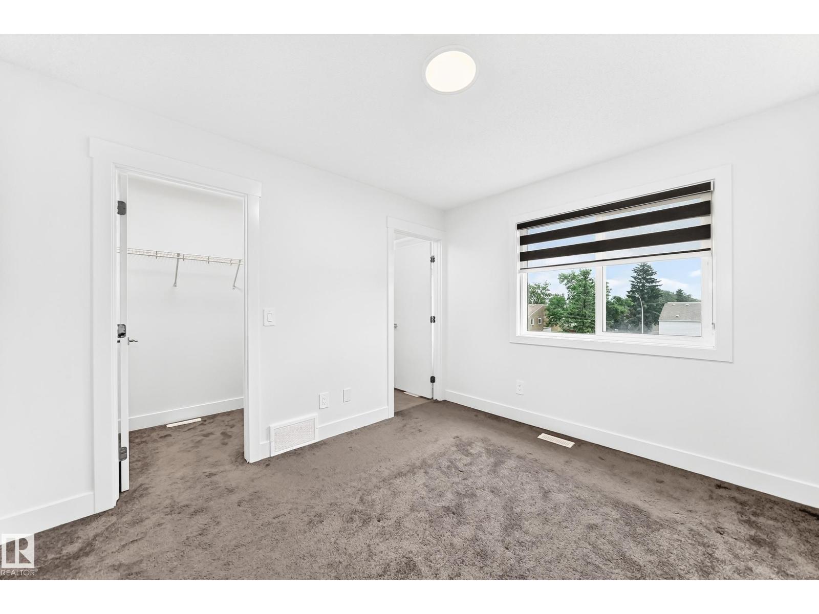 #17 4137 76 ST NW - 19