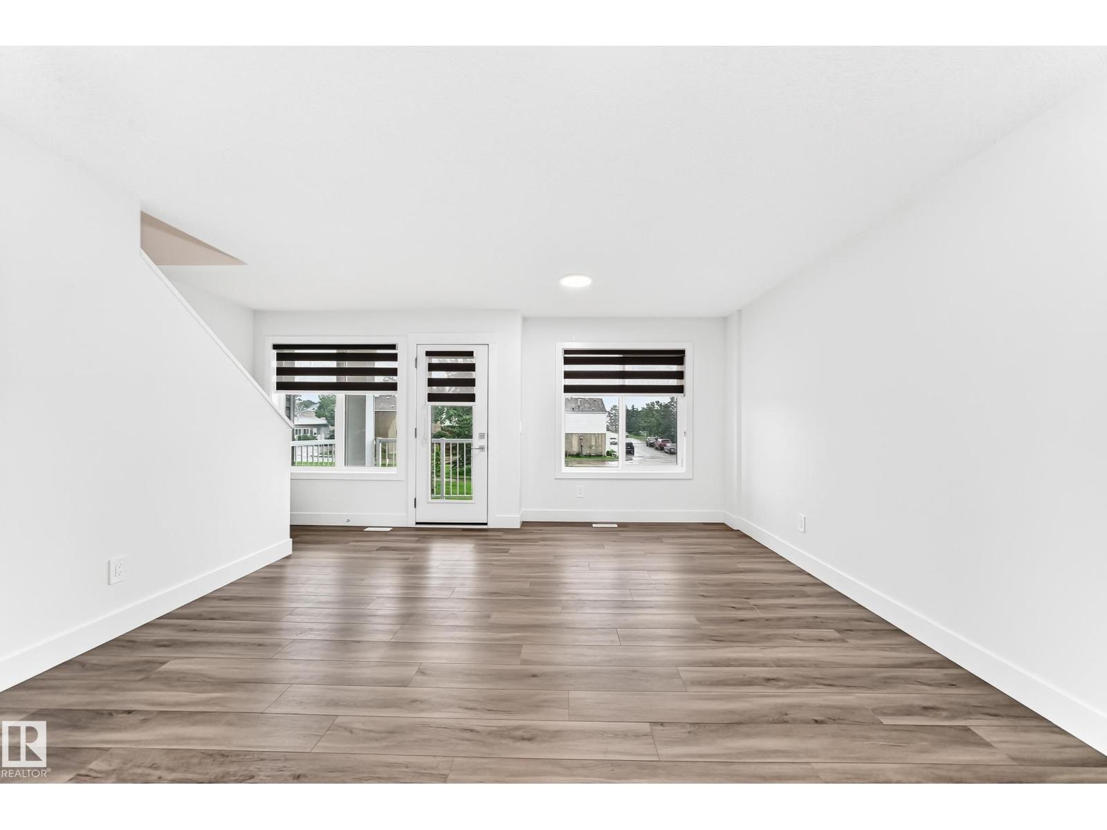 #17 4137 76 ST NW - 2