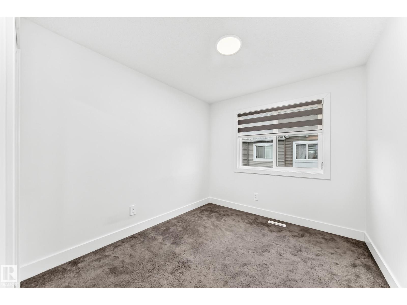 #17 4137 76 ST NW - 24