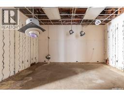 115 Coronation Drive, Moose Jaw, SK S6H0G3 Photo 44