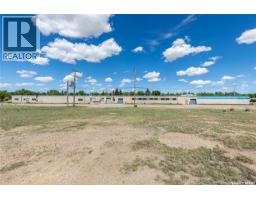 115 Coronation Drive, Moose Jaw, SK S6H0G3 Photo 9