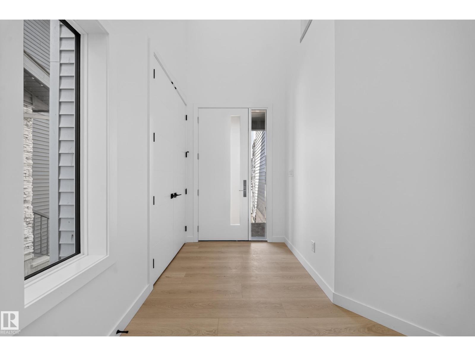 8915 MAYDAY WY SW - 3