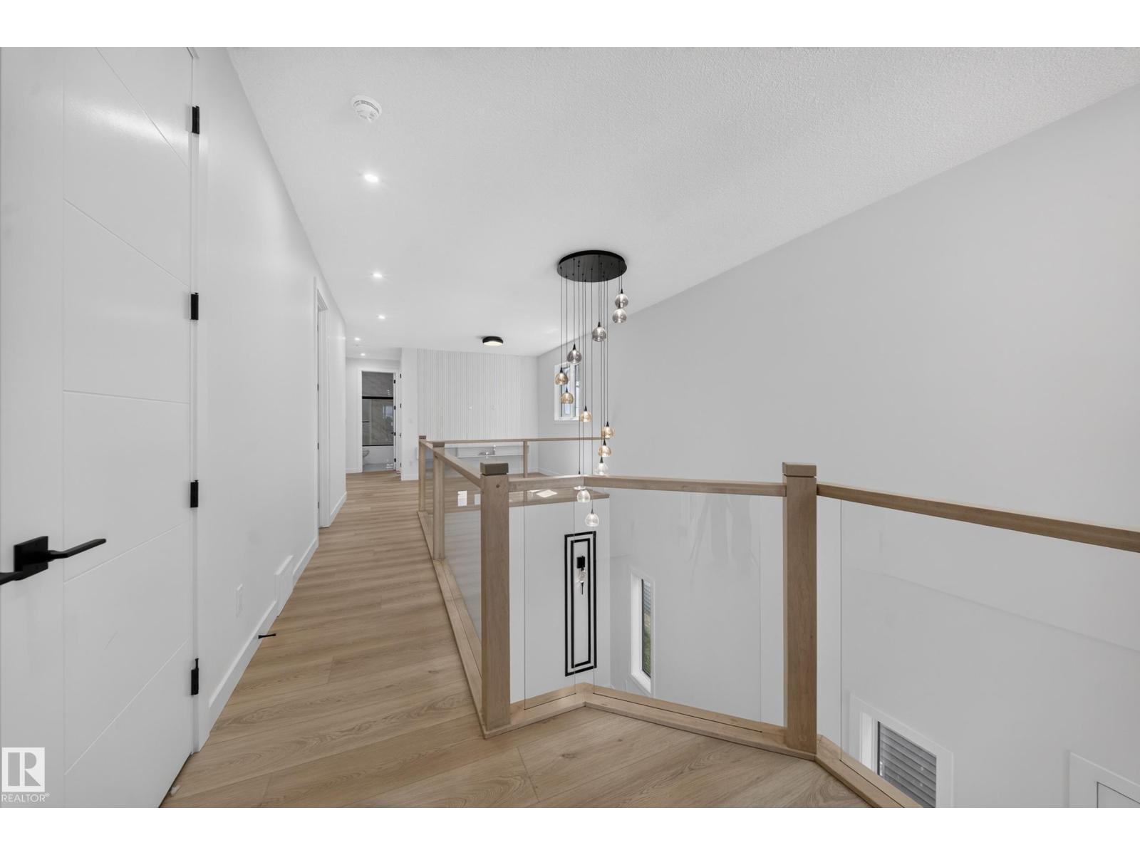 8915 MAYDAY WY SW - 45