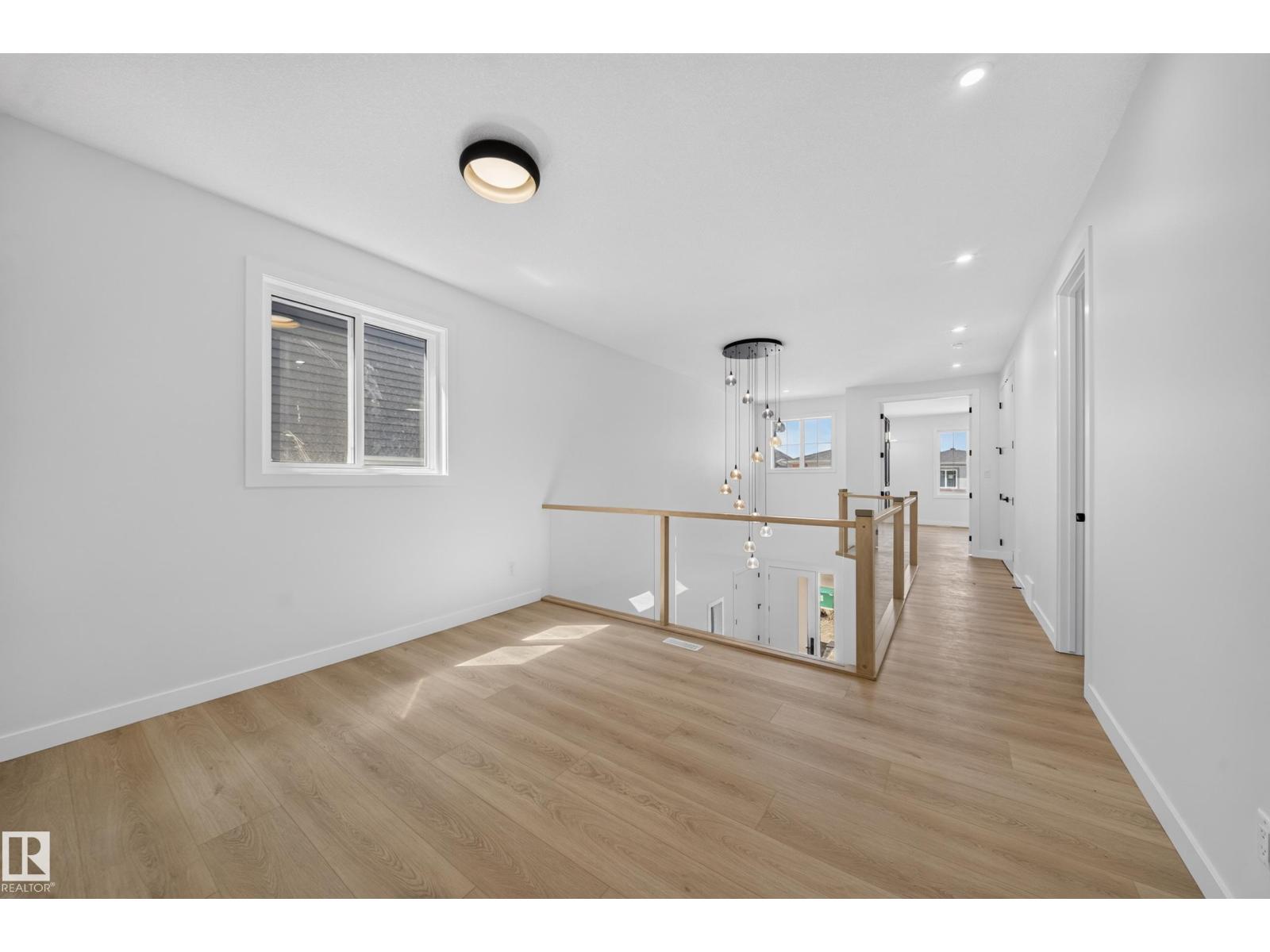8915 MAYDAY WY SW - 31