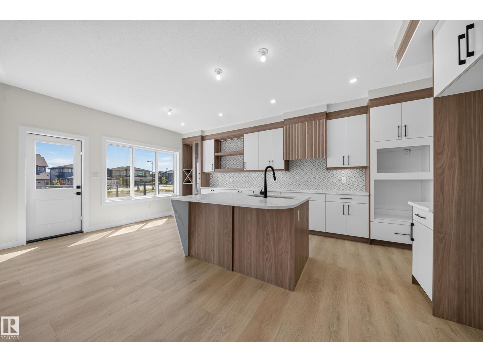 8915 MAYDAY WY SW - 14
