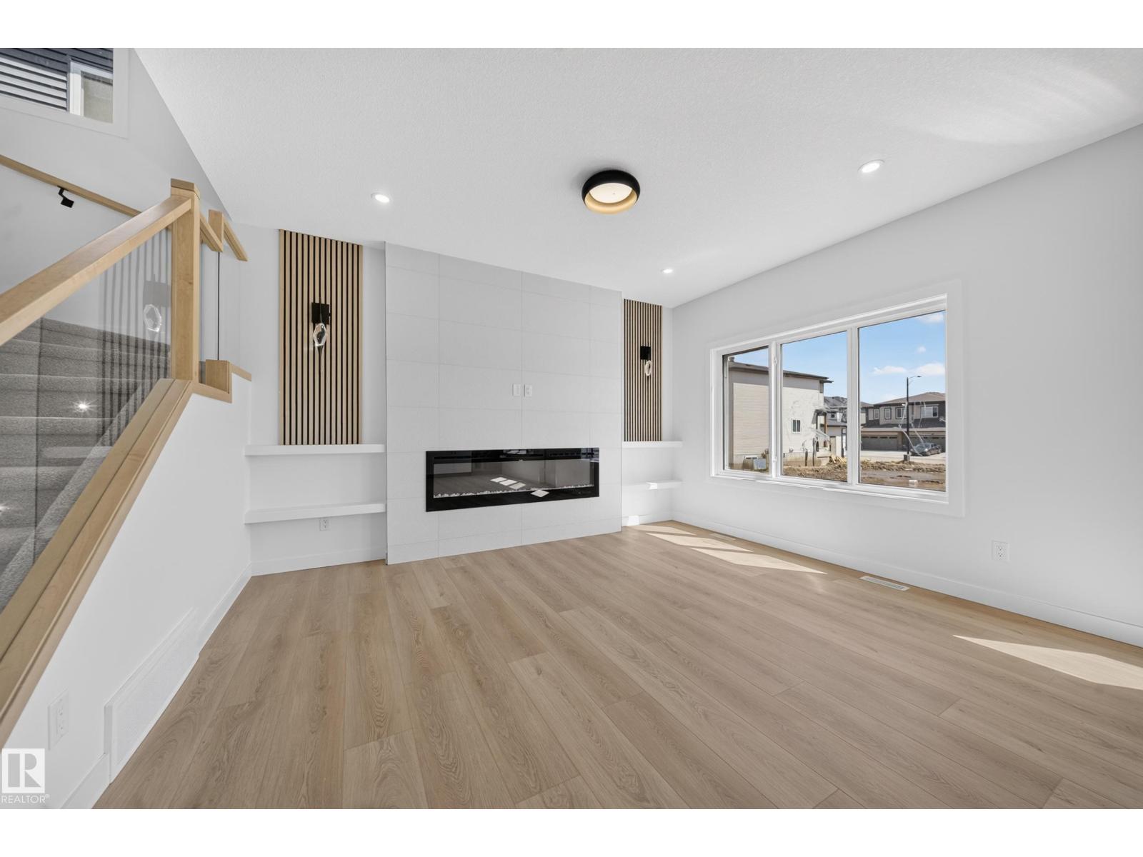 8915 MAYDAY WY SW - 20