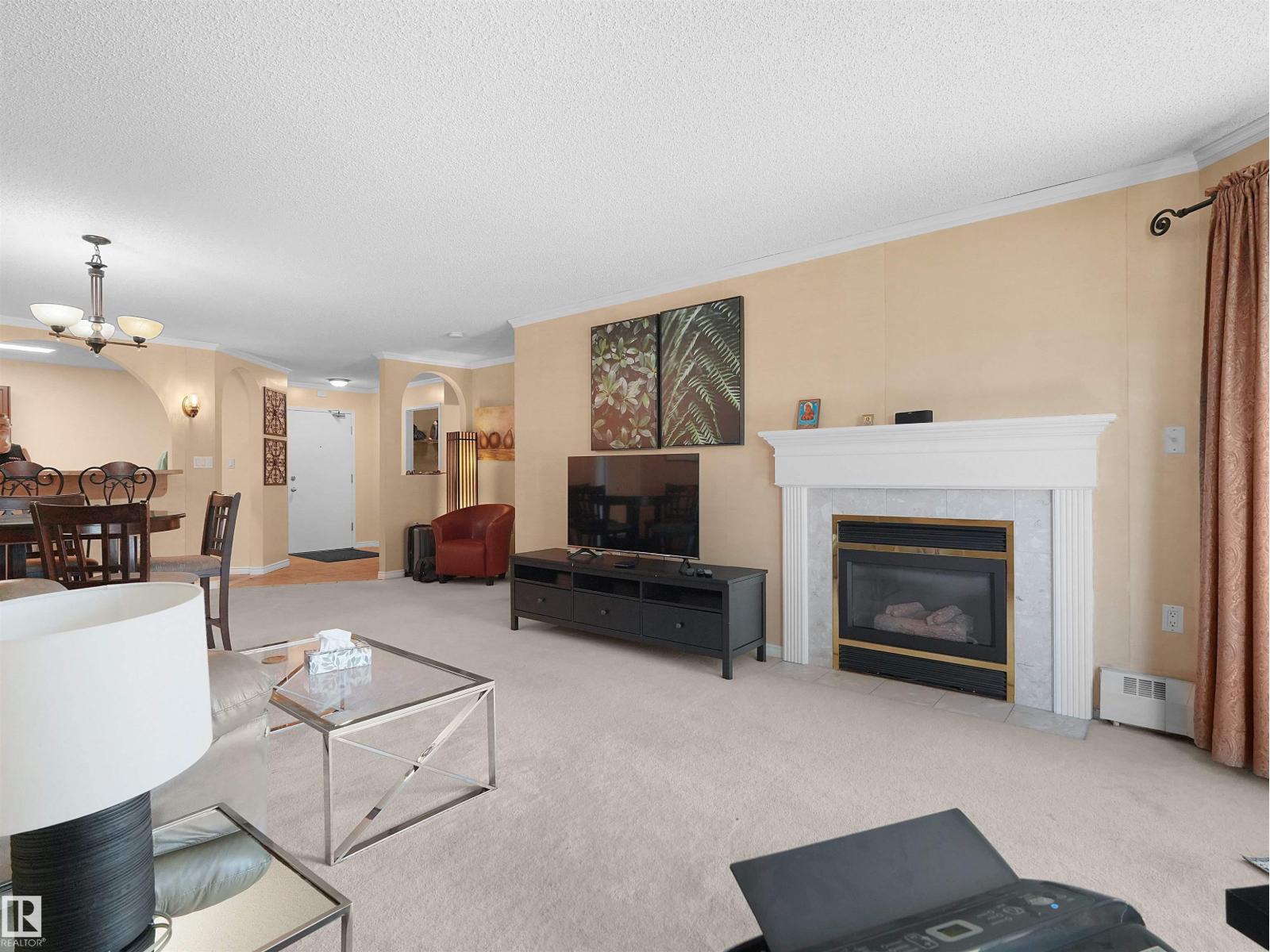 #228 15499 CASTLE DOWNS RD NW - 24