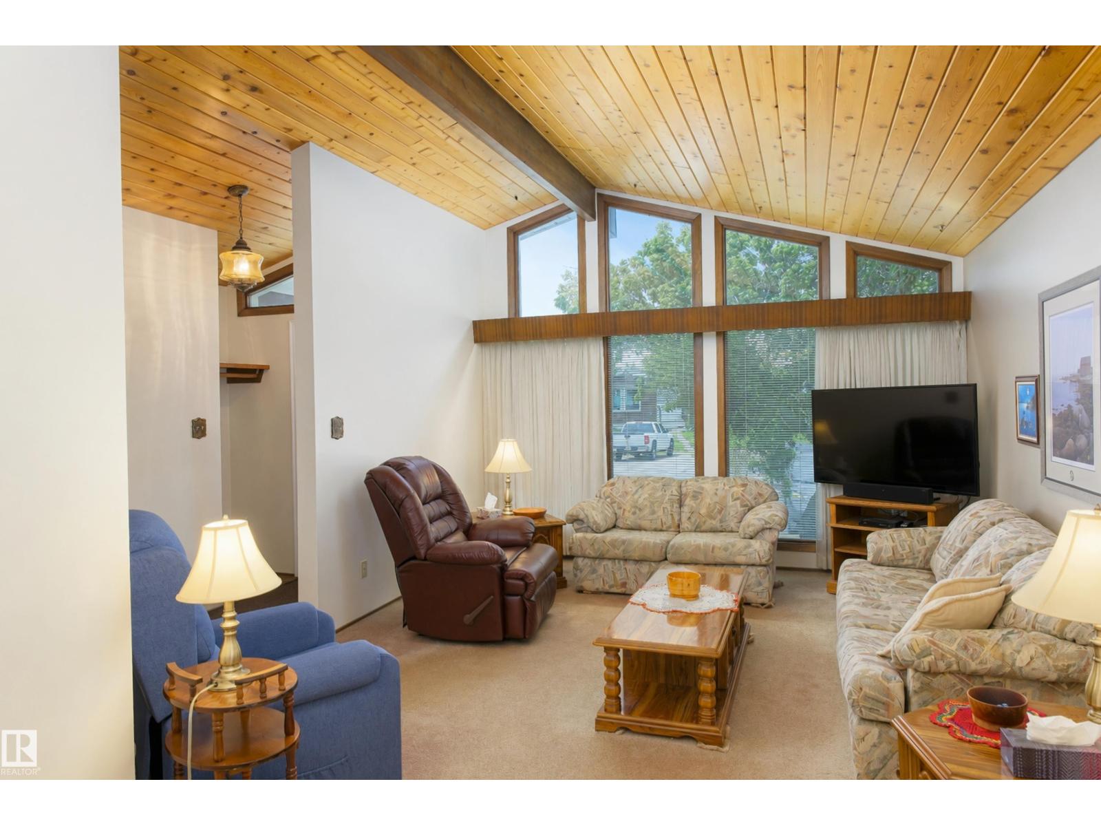 4906 43A ST - photo 3
