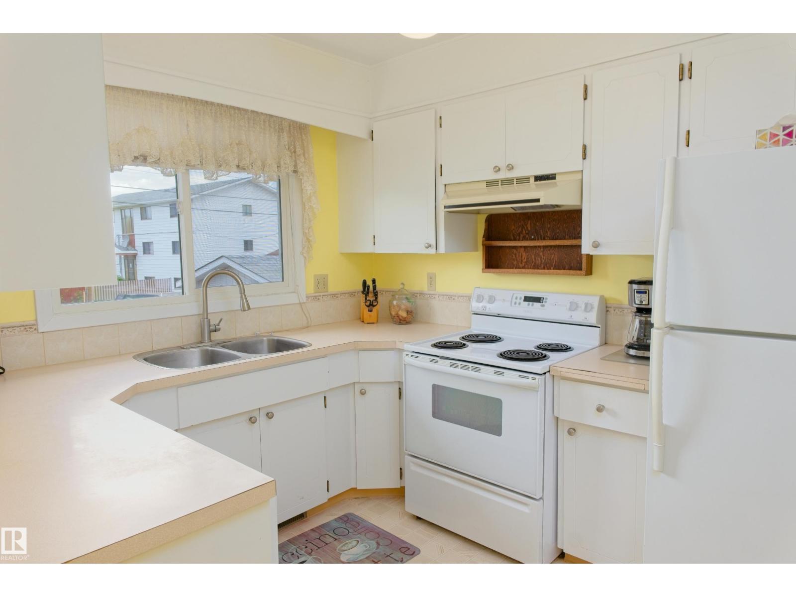 4906 43A ST - photo 5