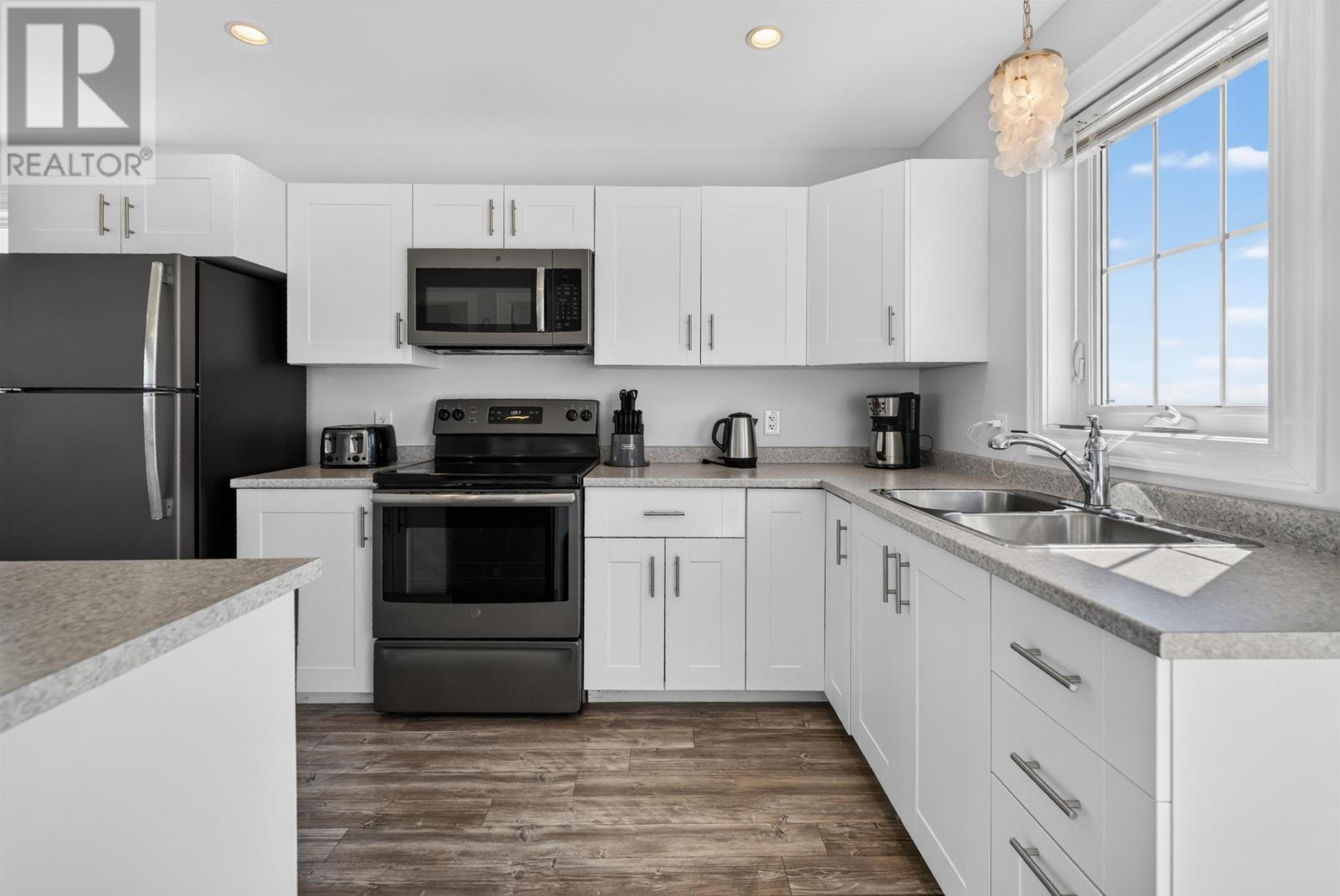 222 Camelot - 10