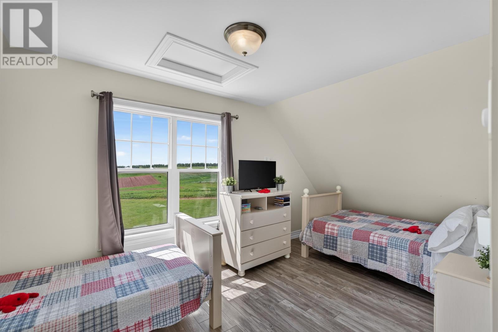 222 Camelot - 28