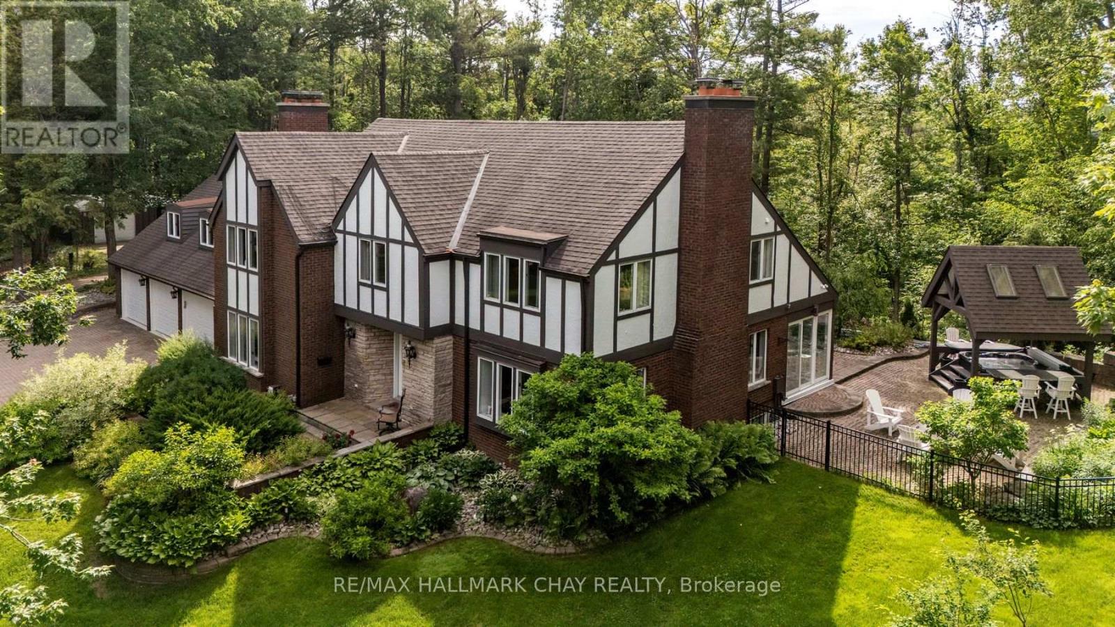 11 PARK TRAIL - Image 48