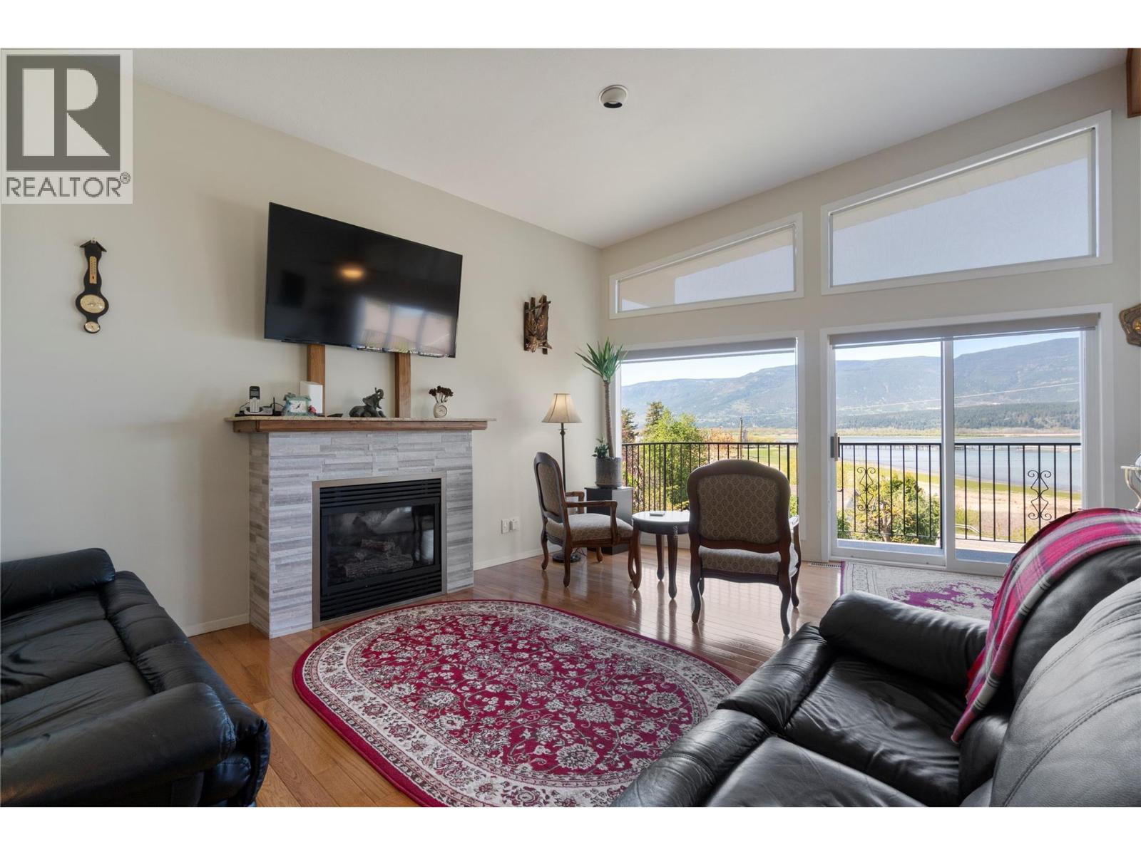 1280 Lakeshore Road NE - 7