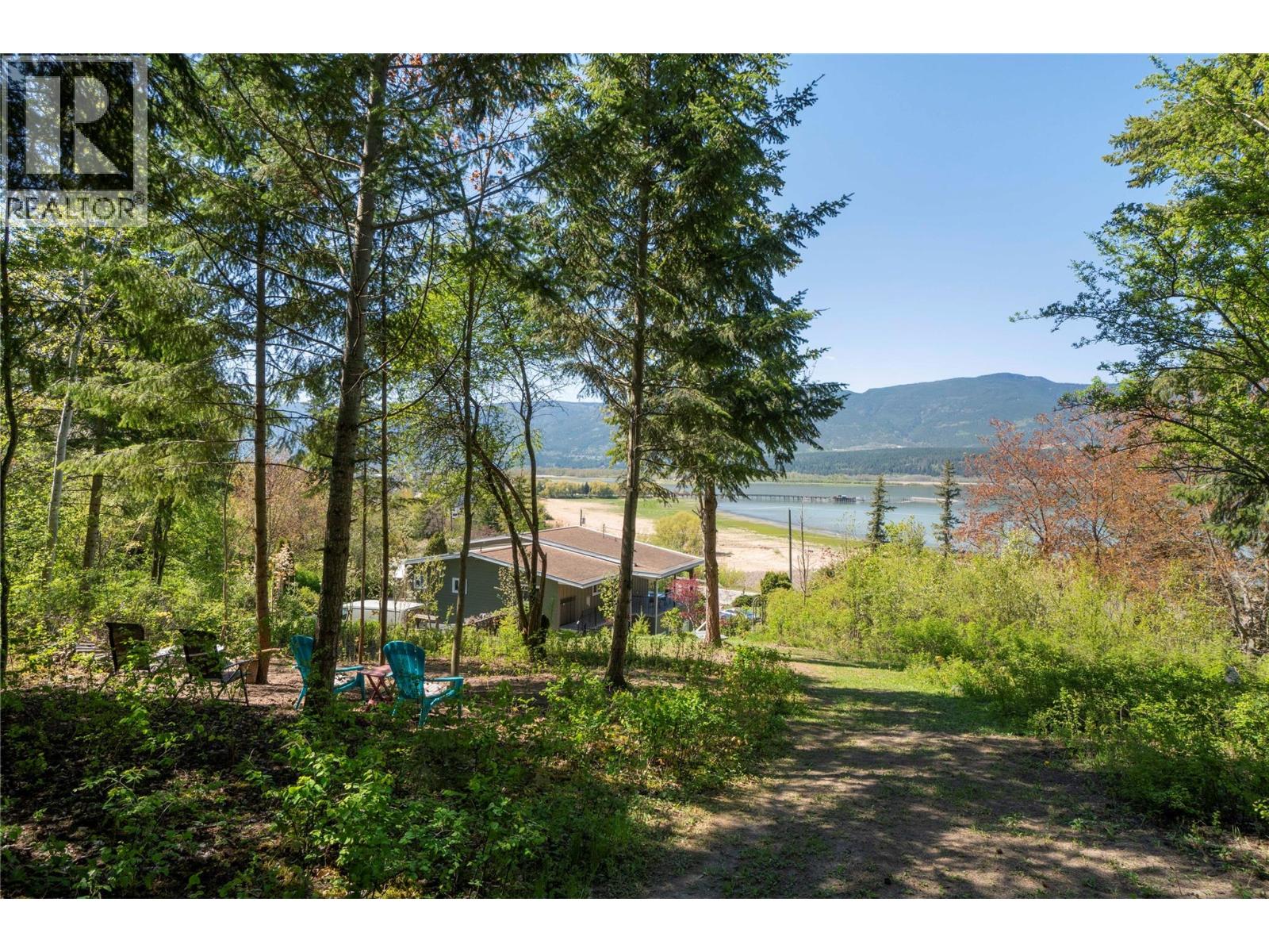 1280 Lakeshore Road NE - 86