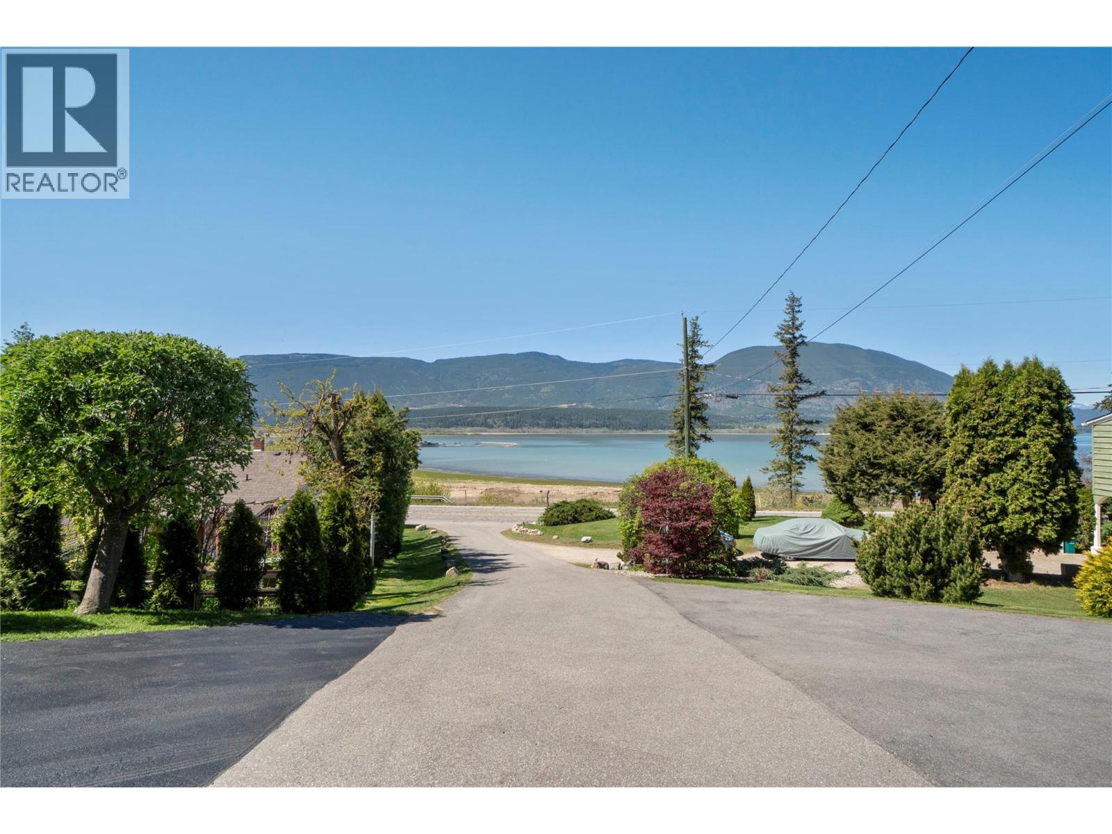 1280 Lakeshore Road NE - 74