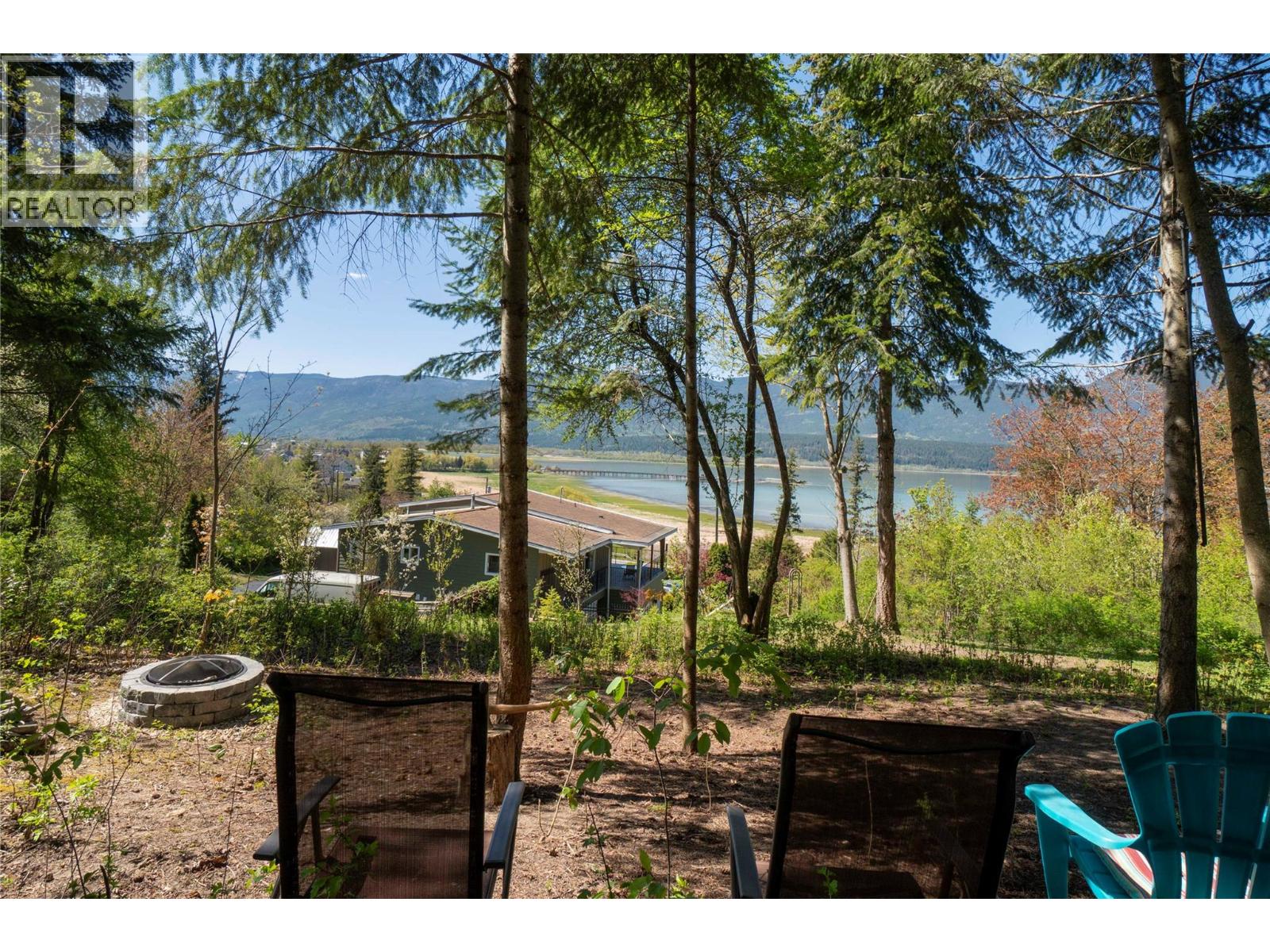 1280 Lakeshore Road NE - 84
