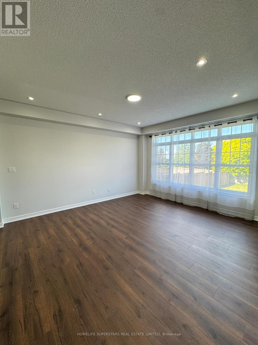 84 BELL AVENUE - 13