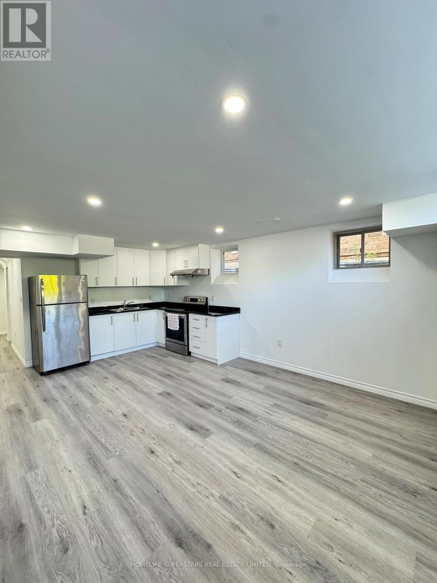 84 BELL AVENUE - 42