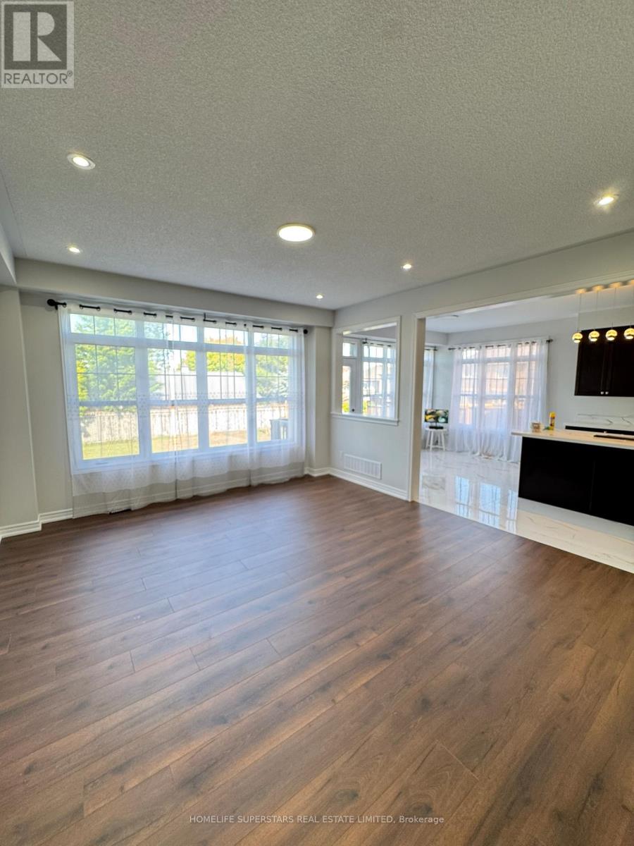 84 BELL AVENUE - 14