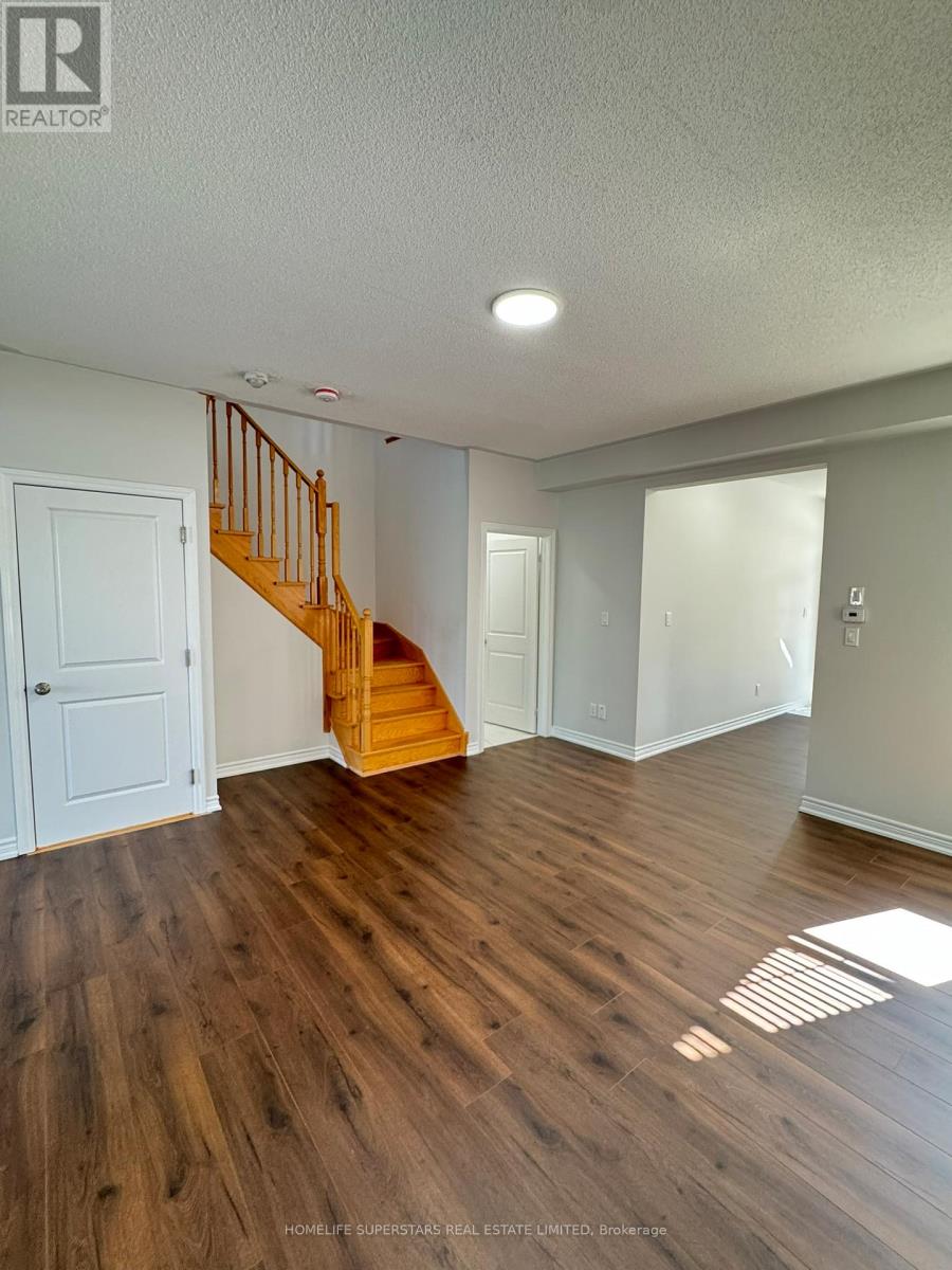 84 BELL AVENUE - 18