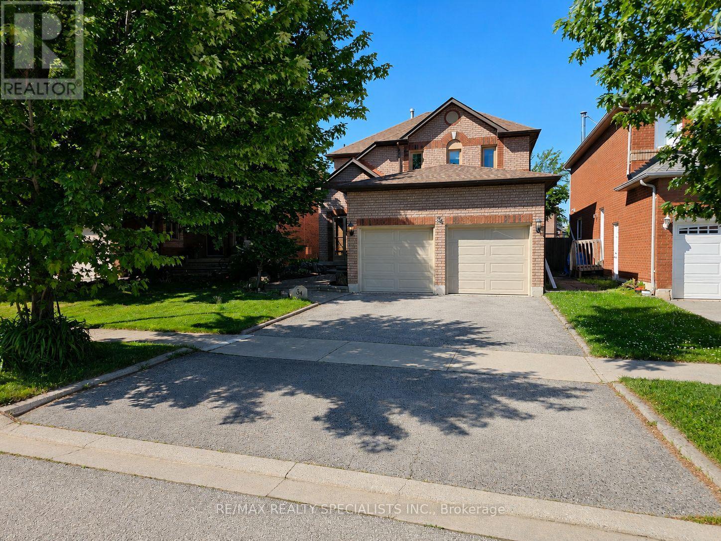 34 KILLALOE CRESCENT - 1