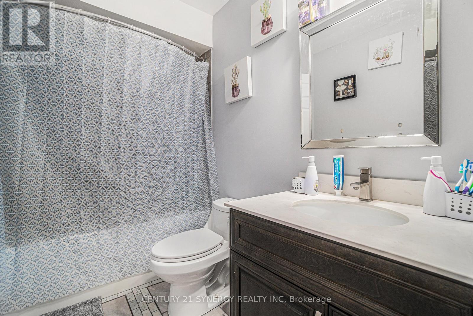 6415 VISENEAU DRIVE - 22