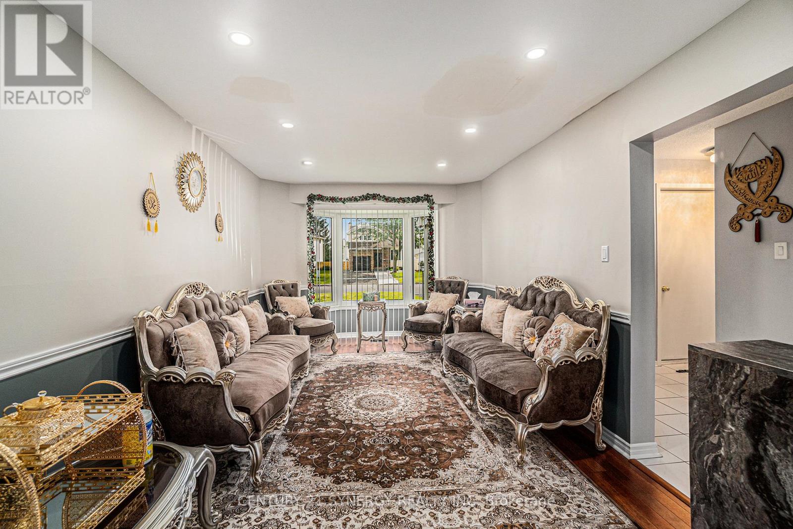 6415 VISENEAU DRIVE - 3