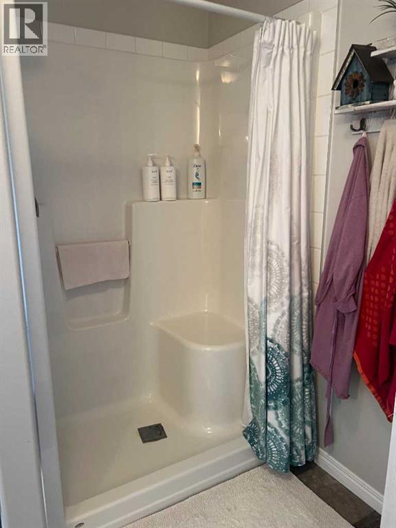 807 8A Avenue - 23