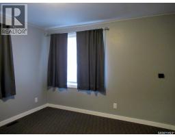 110 7th Avenue W, Kindersley, SK S0L1S0 Photo 19