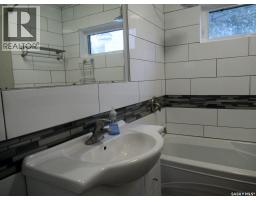 110 7th Avenue W, Kindersley, SK S0L1S0 Photo 16