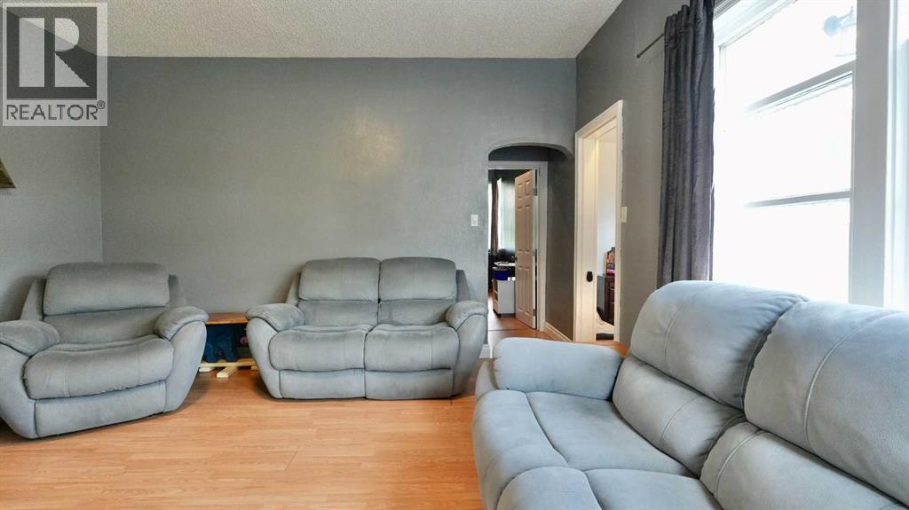 10122 106 Avenue - 27