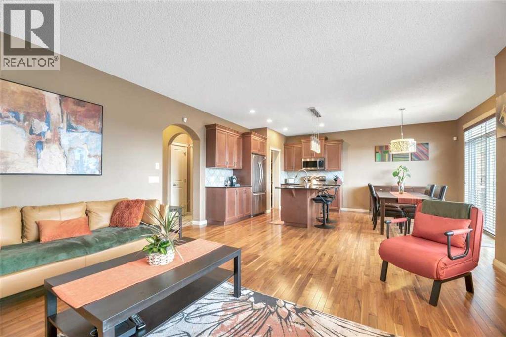 8 Sunset Square - 15