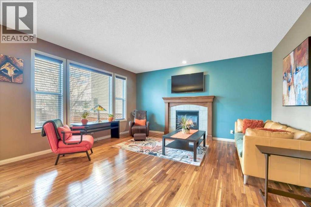 8 Sunset Square - 4