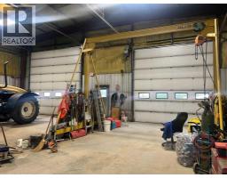 201 1 Street E, Fox Creek, AB T0H1P0 Photo 11