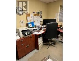 201 1 Street E, Fox Creek, AB T0H1P0 Photo 21