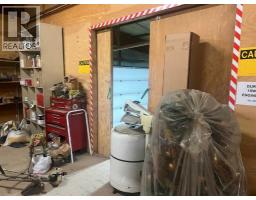 201 1 Street E, Fox Creek, AB T0H1P0 Photo 12