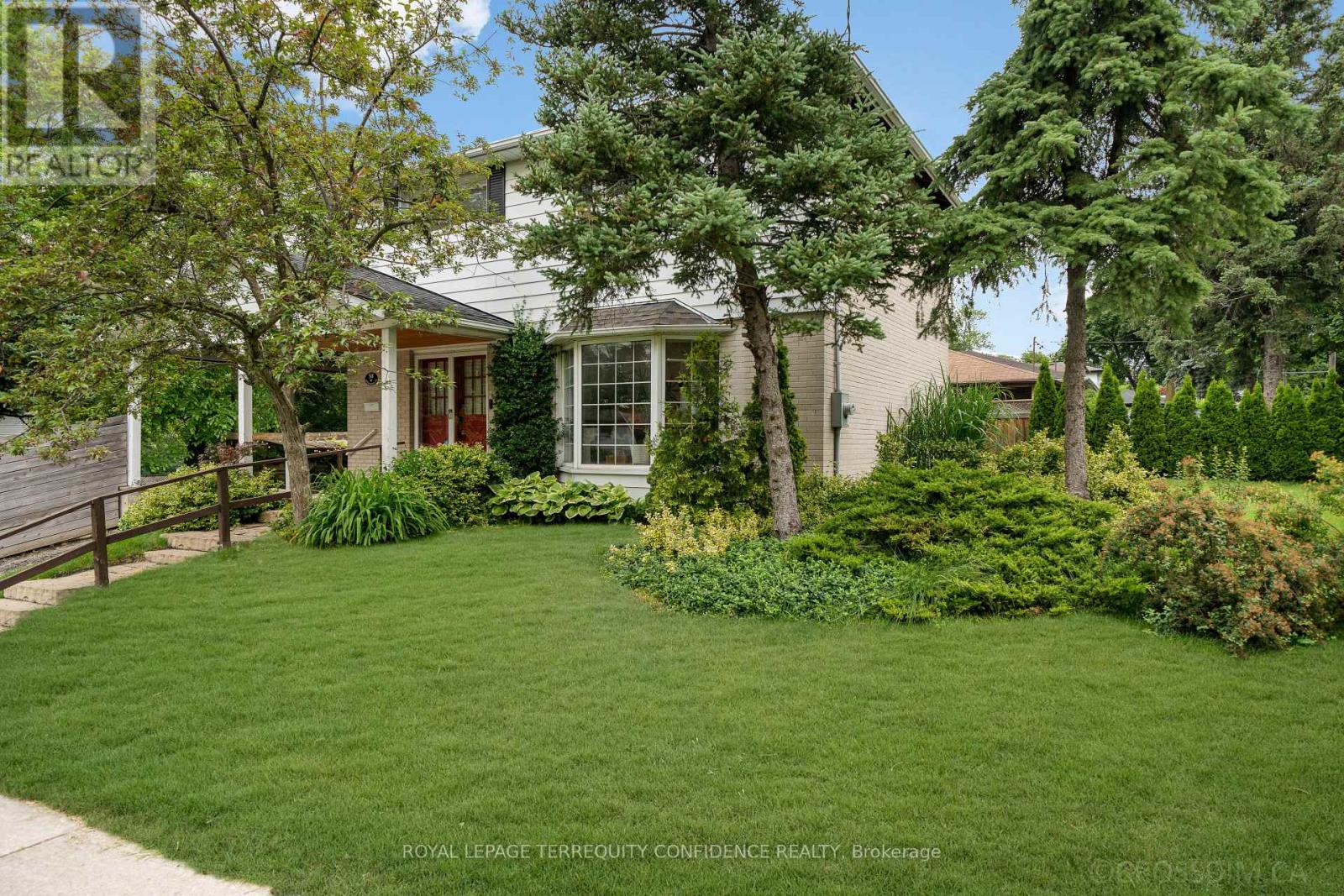 58 SHIPPIGAN CRESCENT - 1