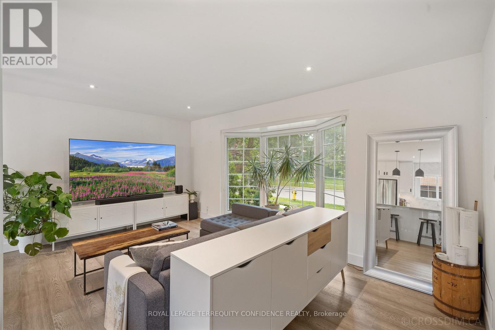 58 SHIPPIGAN CRESCENT - 11