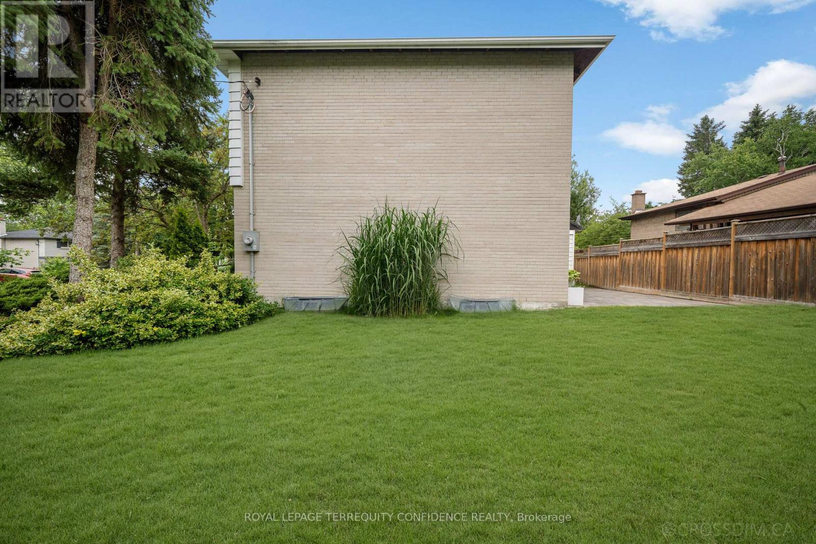 58 SHIPPIGAN CRESCENT - 27