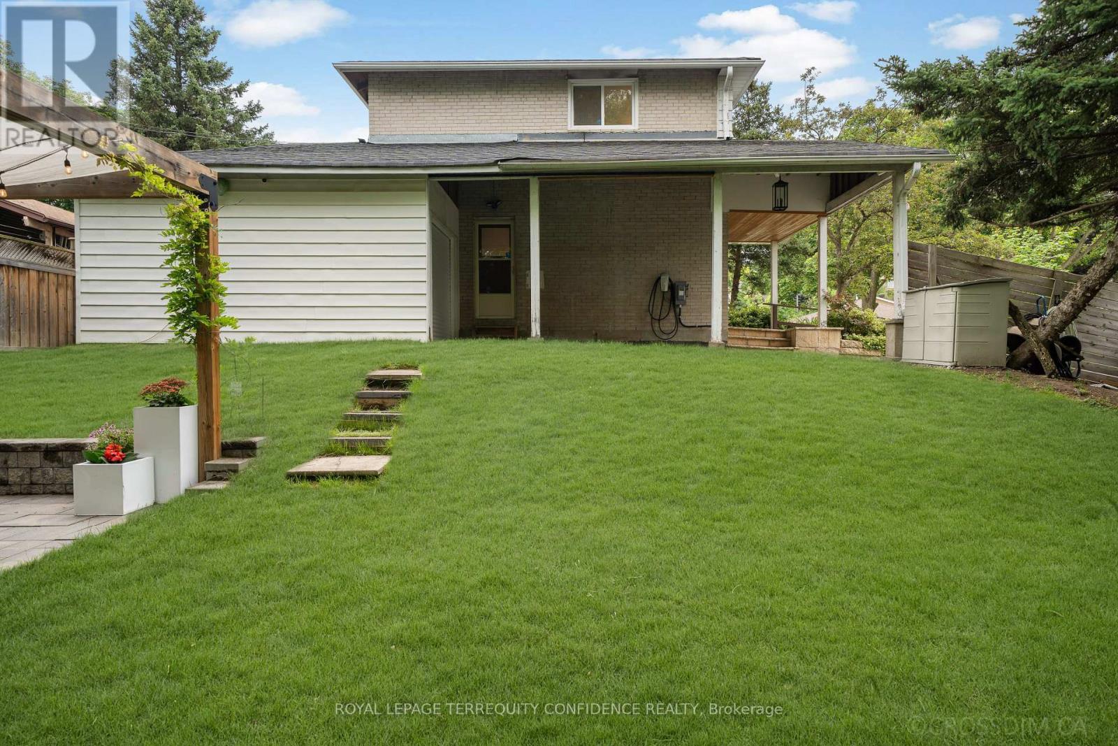 58 SHIPPIGAN CRESCENT - 30