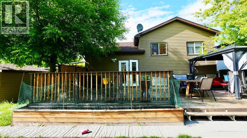8101 103 Avenue - 46