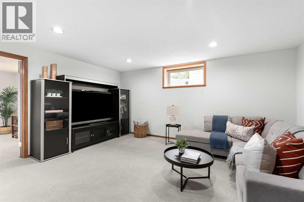23 Chinook Place SW — photo 37