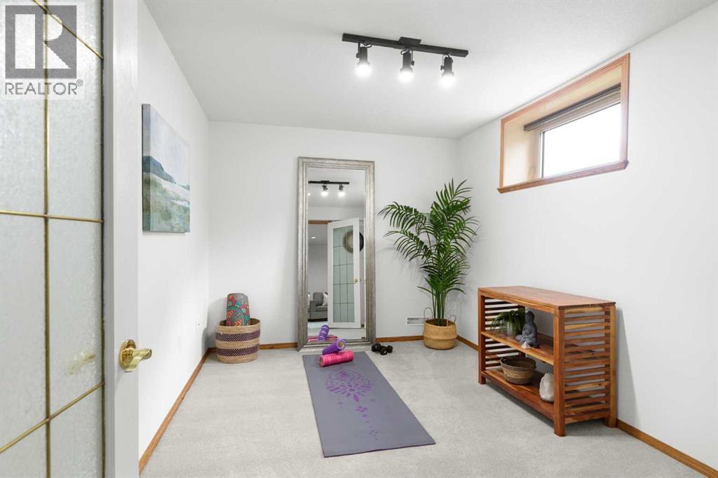 23 Chinook Place SW — photo 40